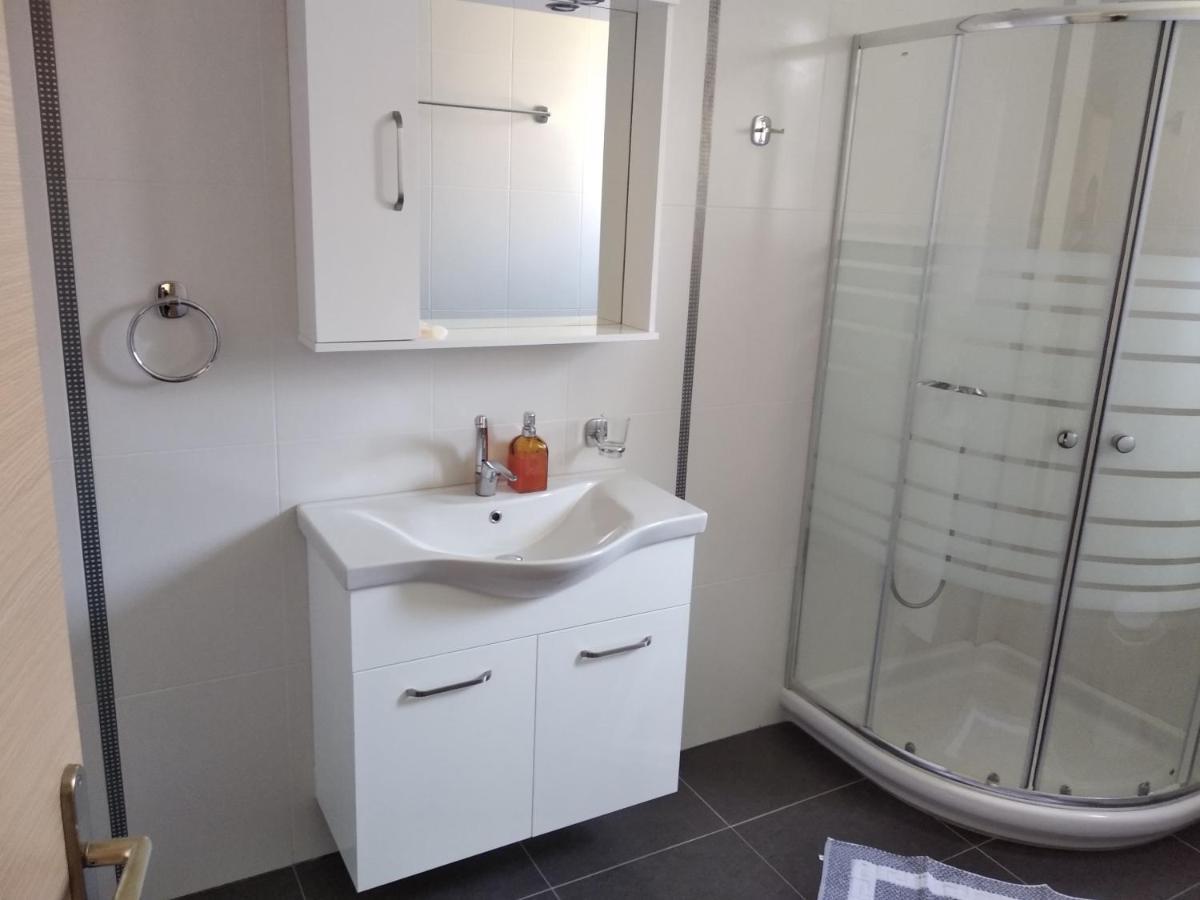 Vista Del Mare Rooms Нафплион Екстериор снимка